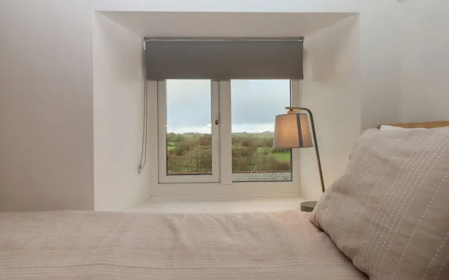 Waterland Farmhouse