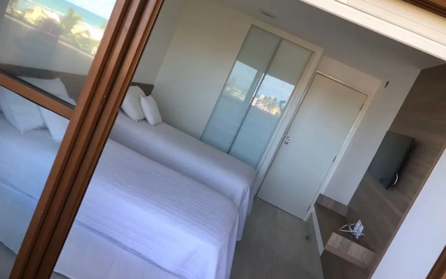 Cobertura com Piscina Privativa | Pé na Areia | Vista Mar | Barra Bali | Destino BSM 417