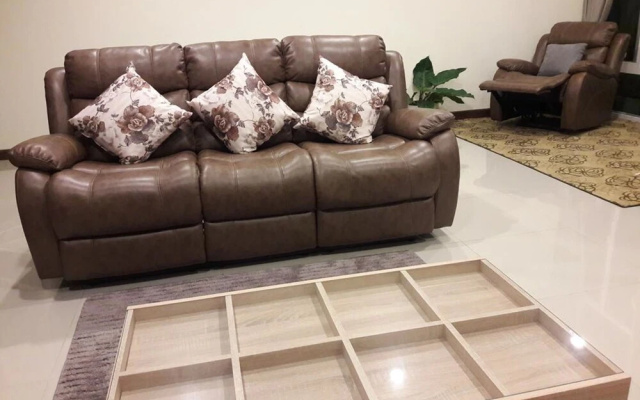 Vacato House