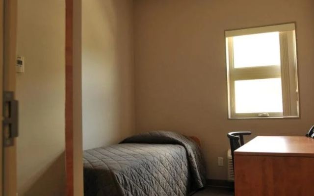 Residence & Conference Centre - Merritt