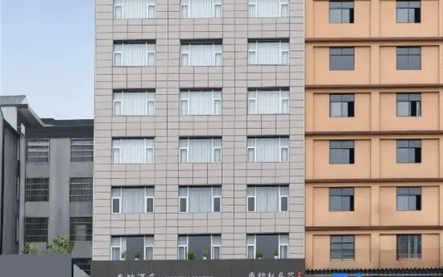 Dongjun Hotel
