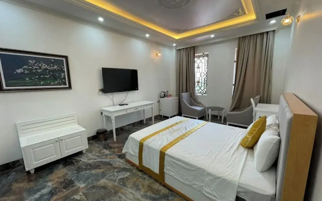 Dong Tham Hotel