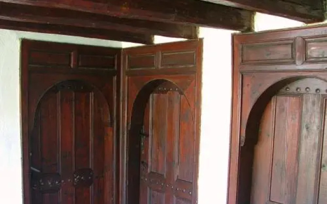 Tinkovata Guest House