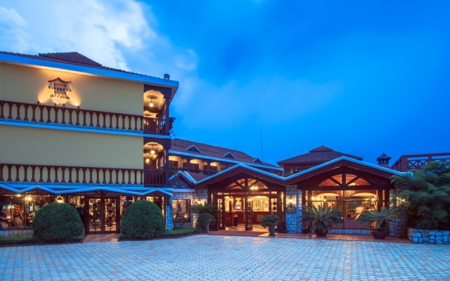 Отель Victoria Sapa Resort & Spa Вьетнам, Шапа - отзывы, цены и фото номеров - забронировать отель Victoria Sapa Resort & Spa онлайн вид на фасад