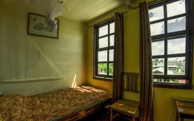Pied a Terre