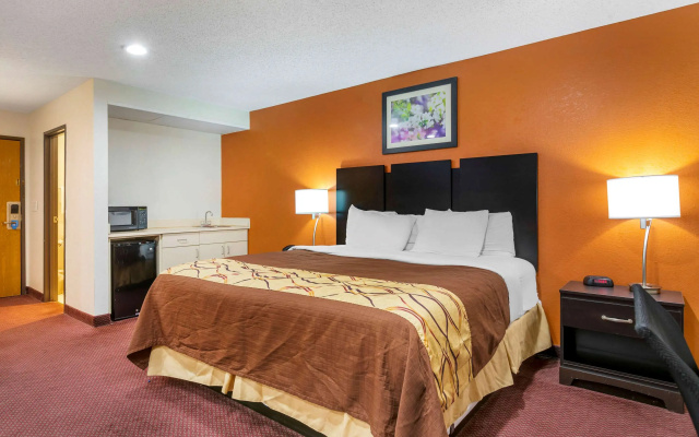 Rodeway Inn Coopersville
