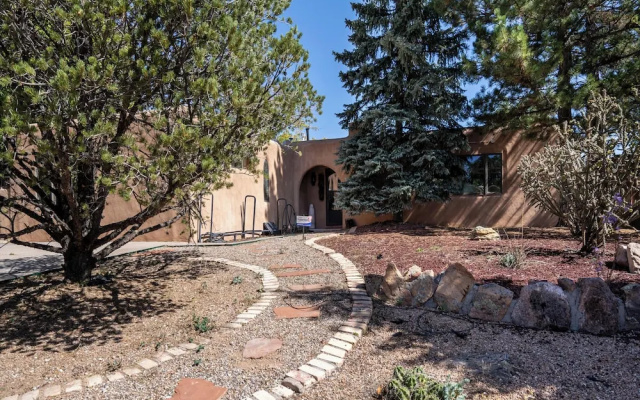 Rexie's Place by Kokopelli Property Management