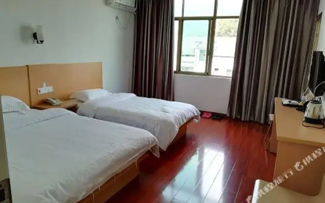 Yiju Hotel