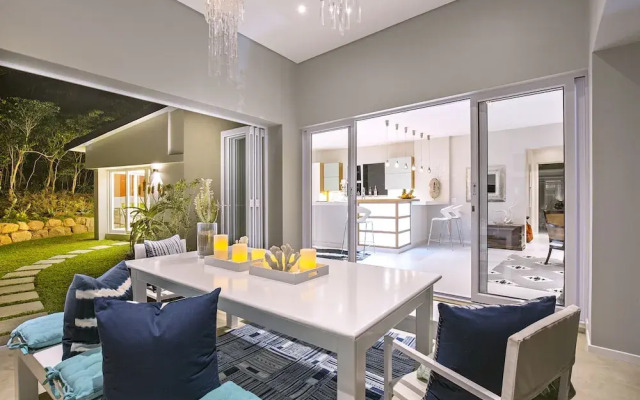 Luxury Seaside Homes
