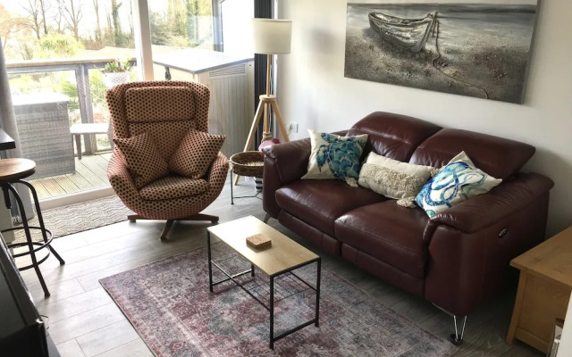 Torpoint - Apartment - Sleeps4 - Seaside - Parking