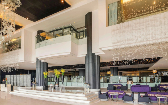 Отель Sofitel Abu Dhabi Corniche