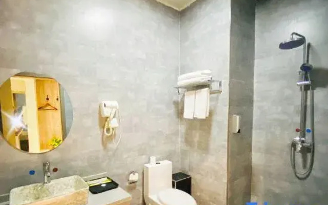 Taiyuan V5 E-sports Homestay