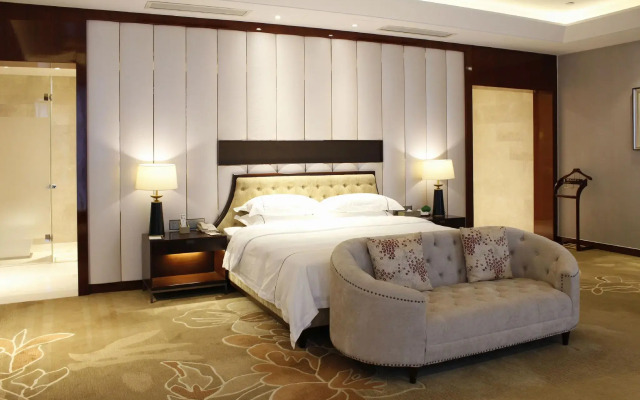 Yangzhou Changqing International Hotel