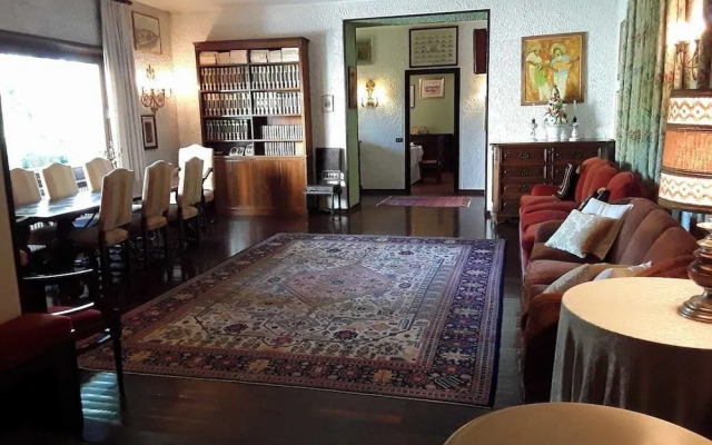 Villa Sarchi