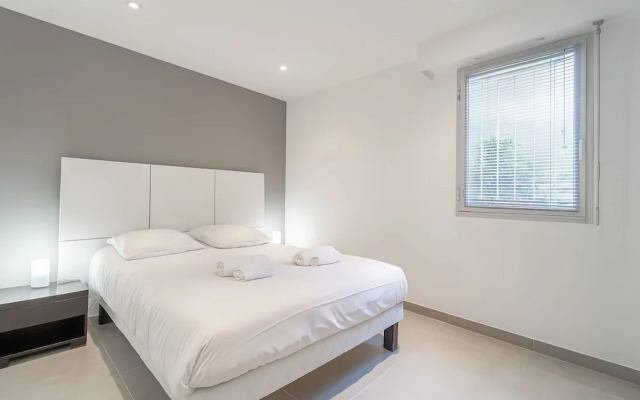Stunning Renovated 1-bedroom Breathtaking View
