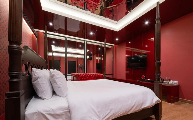 G Boutique Silom Hotel