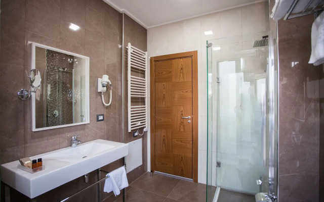 Hotel Colosseo Tirana