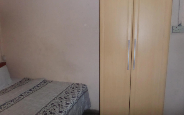 Maxton Suites Magodo