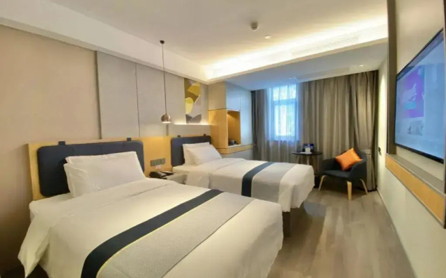 Homeinn Selected Hotel (Beijing Beixinqiao Nanluoguxiang)