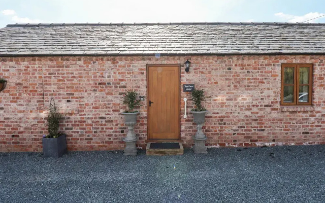 Top Farm Lodge