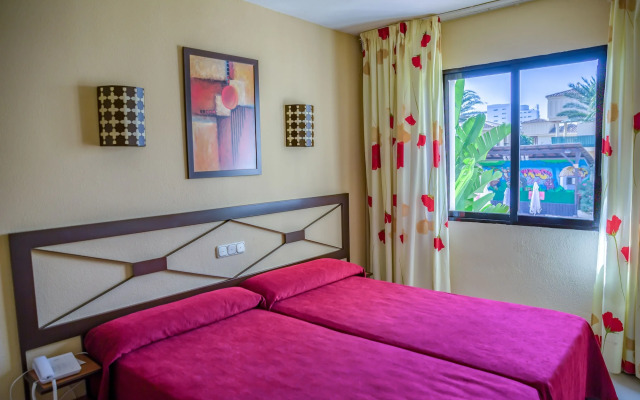 Hotel Puente Real