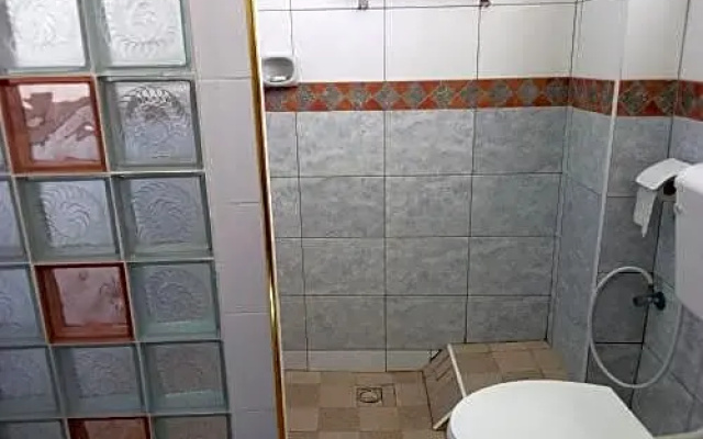 Premier Guest Residence Hotel