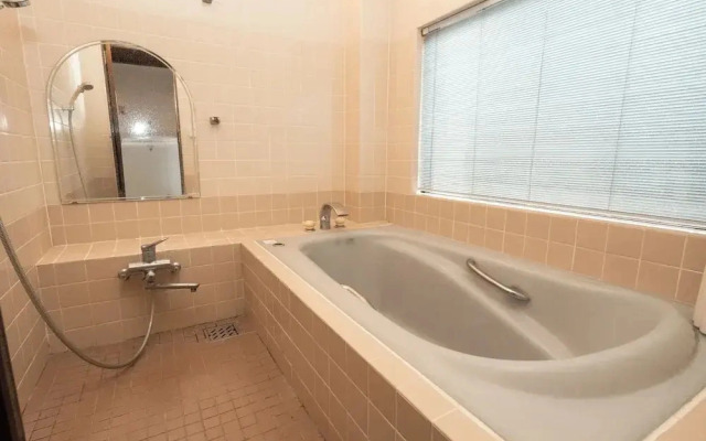 Ikkenyahotel Nagoya East