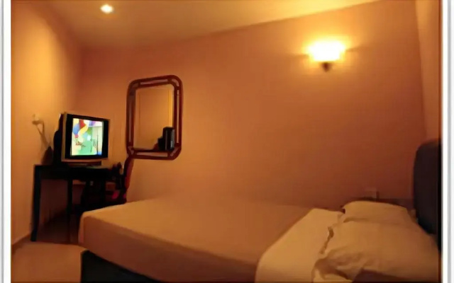 Hotel Reko Inn
