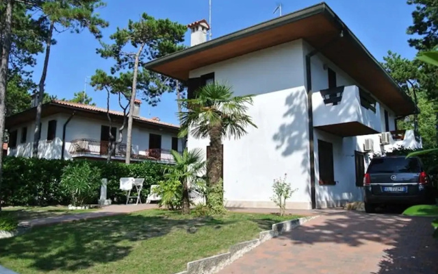 Townhouse With Private Fenced Garden