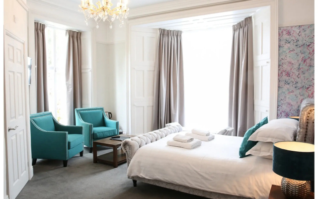 Latimer House