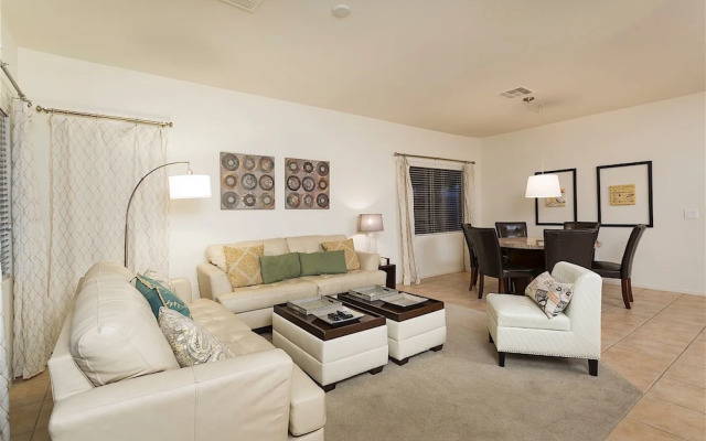 Hibiscus Haven 3 BR by Casago