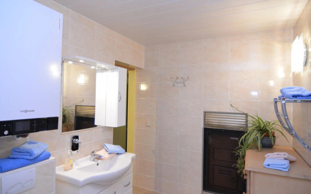 Cozy Holiday Home in Wernigerode with Private Garden