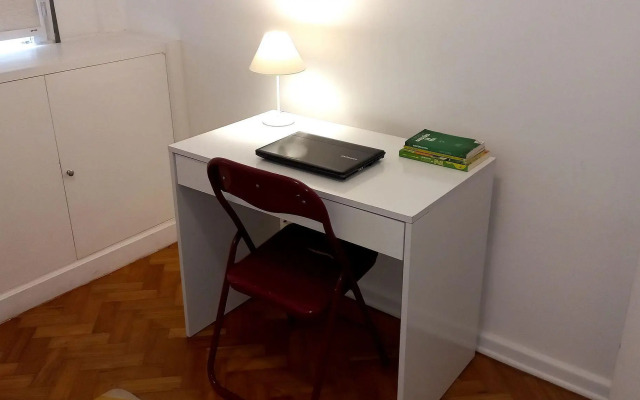 Apartamento De 3 Quartos Em Copacabana | Cl 91/302