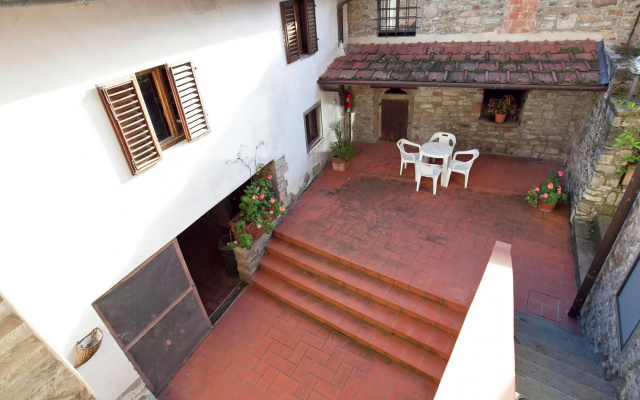 Belvilla by OYO Serene Apartment With Garden