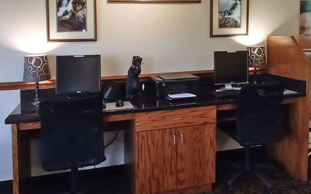 Quality Inn & Suites Boone - University Area