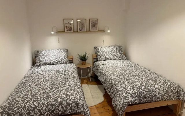Stirling Haven: Charming 3B Apt In City Centre