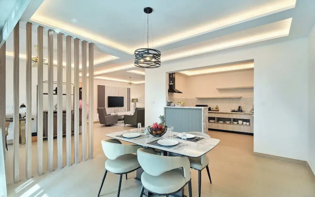 GoSavvy Executive Residences - Three Bedroom
