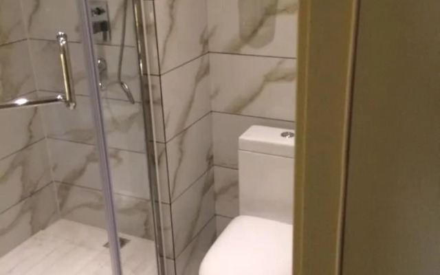 Yizhitian Grand Hotel