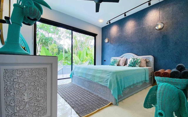 Stylish 3br Pool Villa Walk to Beautiful Naiyang Beach