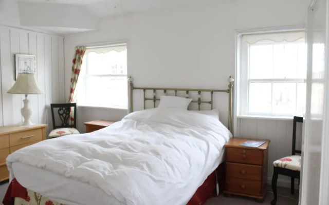 4bedhouse/leominster/hiking/castles/sleeps7/wifi