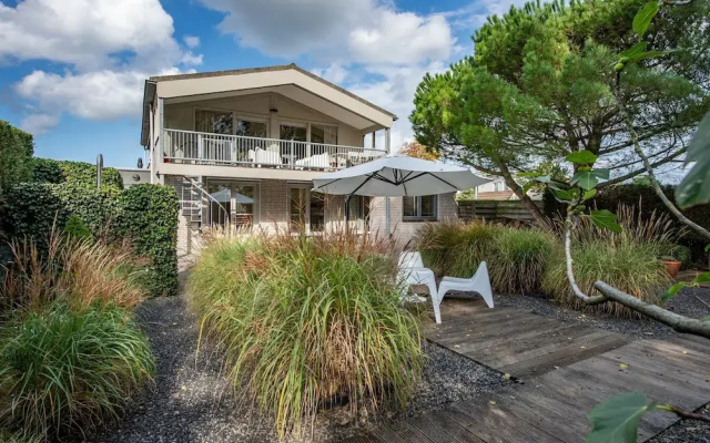 Bungalow Near Marina and Beach Kamperland