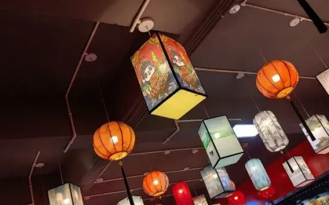 Phoenix Ancient City Biancheng Meet Inn