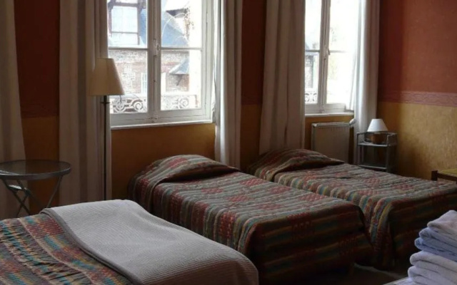 Hôtel Henri IV