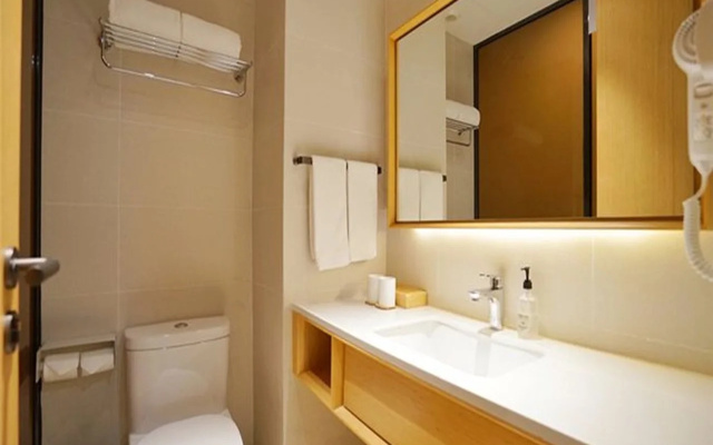JI Hotel Shanghai Guangda Liuzhou Road