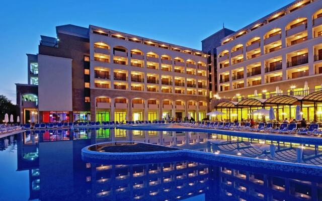 Sol Nessebar Bay Hotel - Все включено вид на фасад