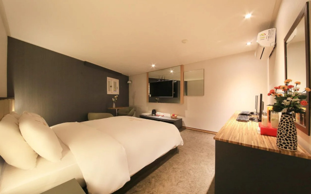 Hotel Bobos