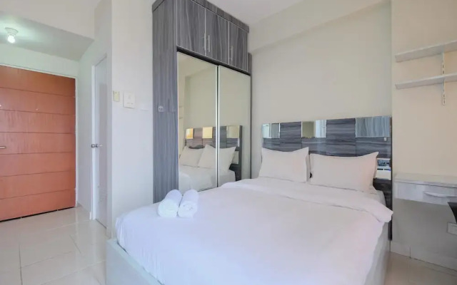 Homey And Warm Studio Room At Taman Melati Margonda Apartment