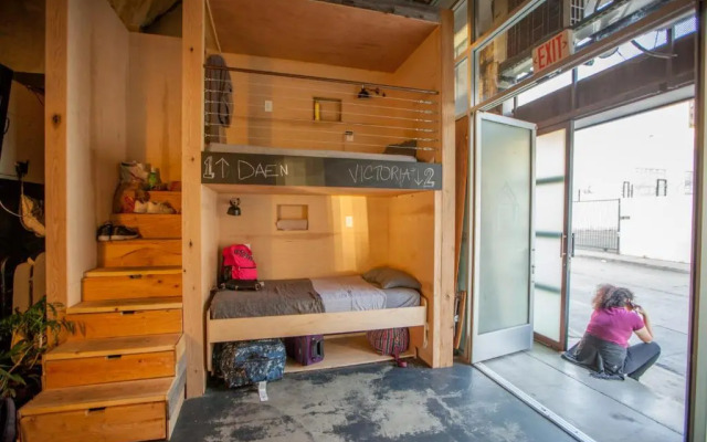 PodShare - Hostel