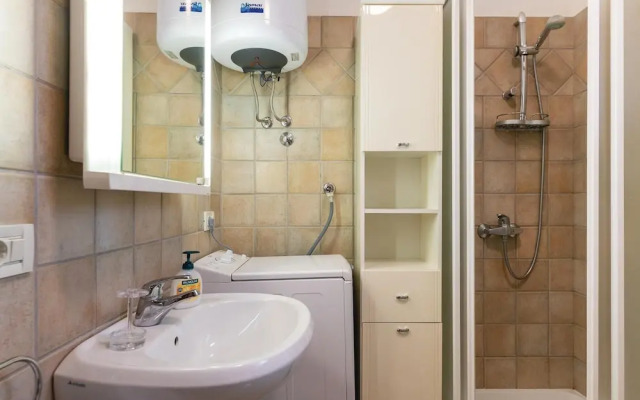 Amazing home in Hrboki with WiFi and 4 Bedrooms