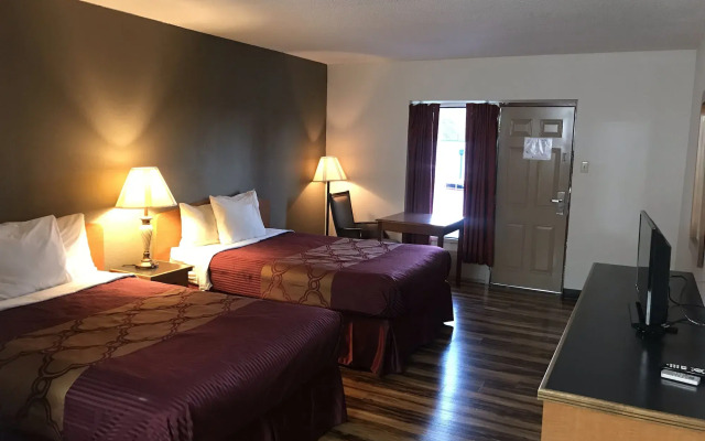 Bear Mount Inn & Suites